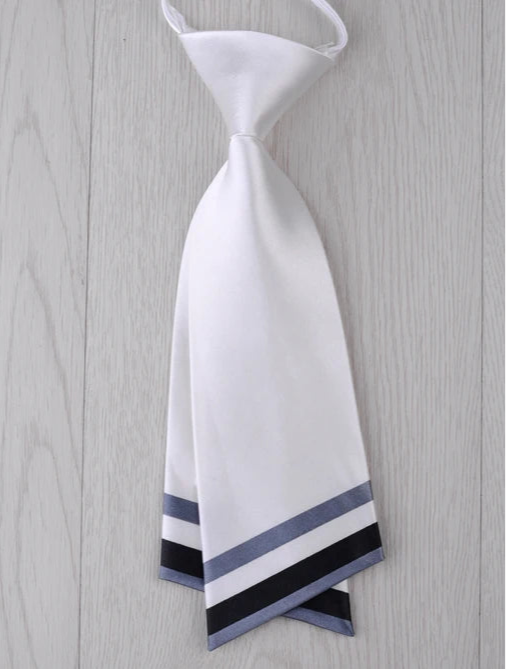 Cravate Femme Moderne Blanche