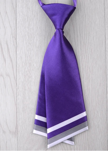 Cravate Femme Moderne Violette