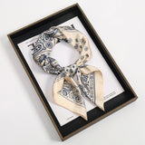 Foulard en Soie Ivoire Paisley