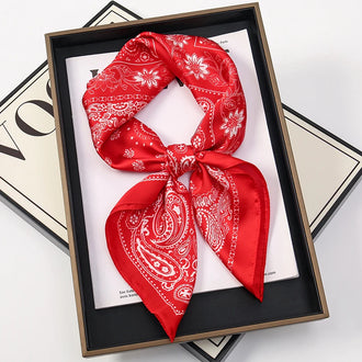 Foulard en Soie Rouge Paisley